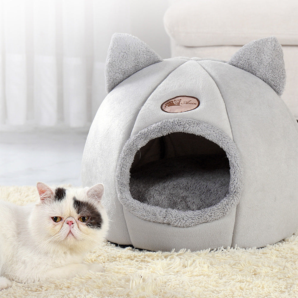 "Winter Cat Nest Enclosed Sofa"
