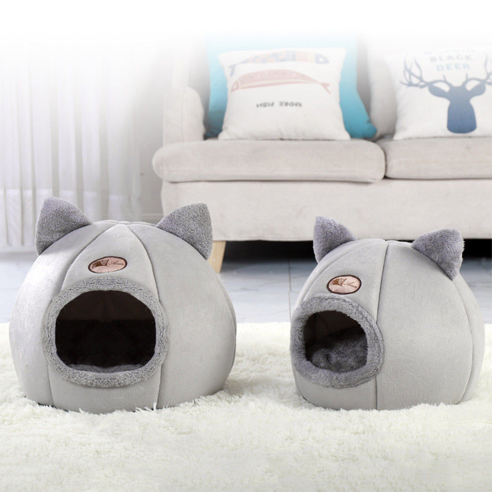 "Winter Cat Nest Enclosed Sofa"