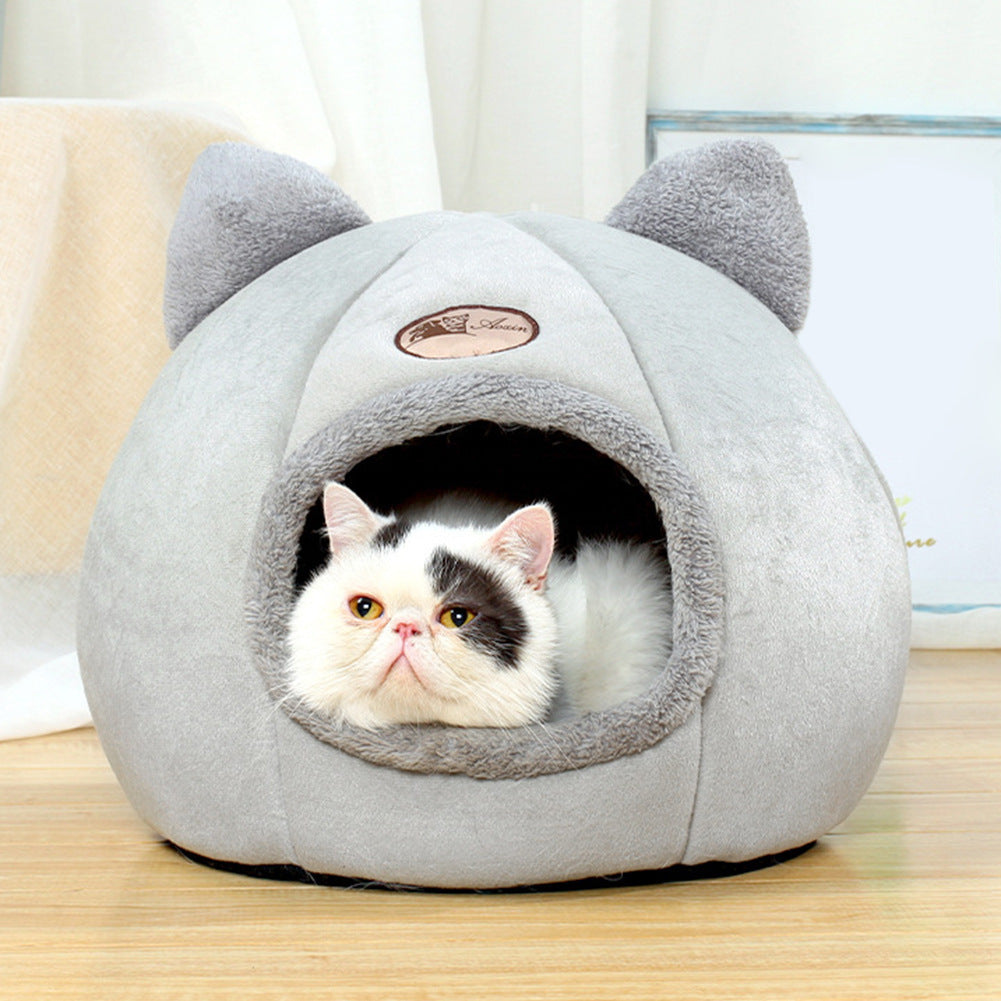 "Winter Cat Nest Enclosed Sofa"