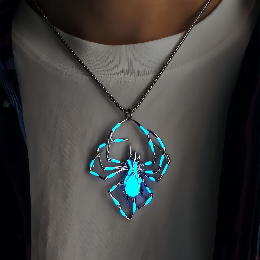 Creative Stereo Luminous Spider Necklace