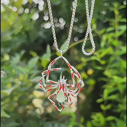 Creative Stereo Luminous Spider Necklace